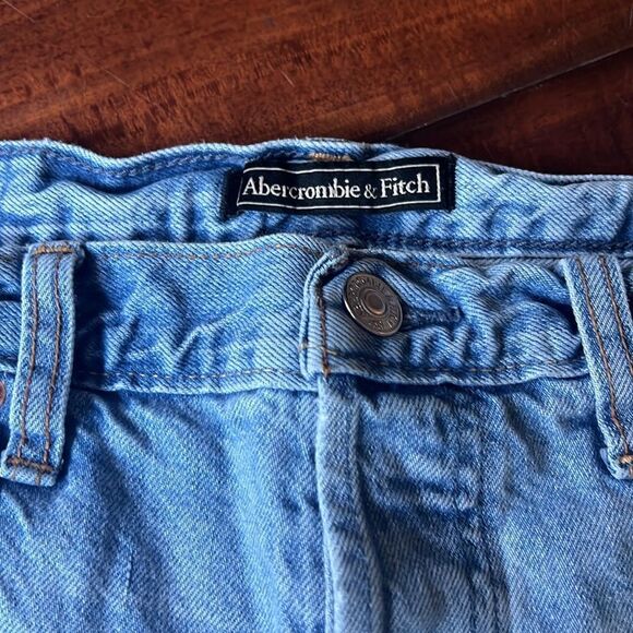 Abercrombie & Fitch Blue Jean Shorts Distressed High-Waisted - Picture 6 of 8